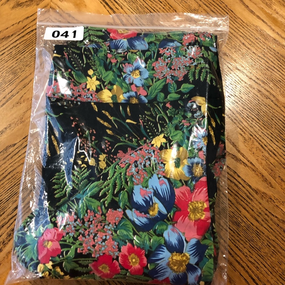Soft Surroundings In Bloom Floral Slim Ankle Pants Sz M Pull On  Stretch Casual - Picture 15 of 15